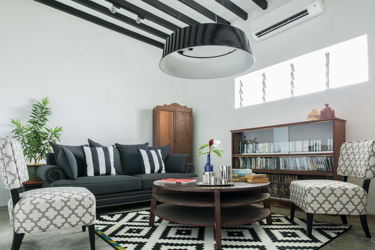 The Marian Boutique Lodging House Kuching Buitenkant foto