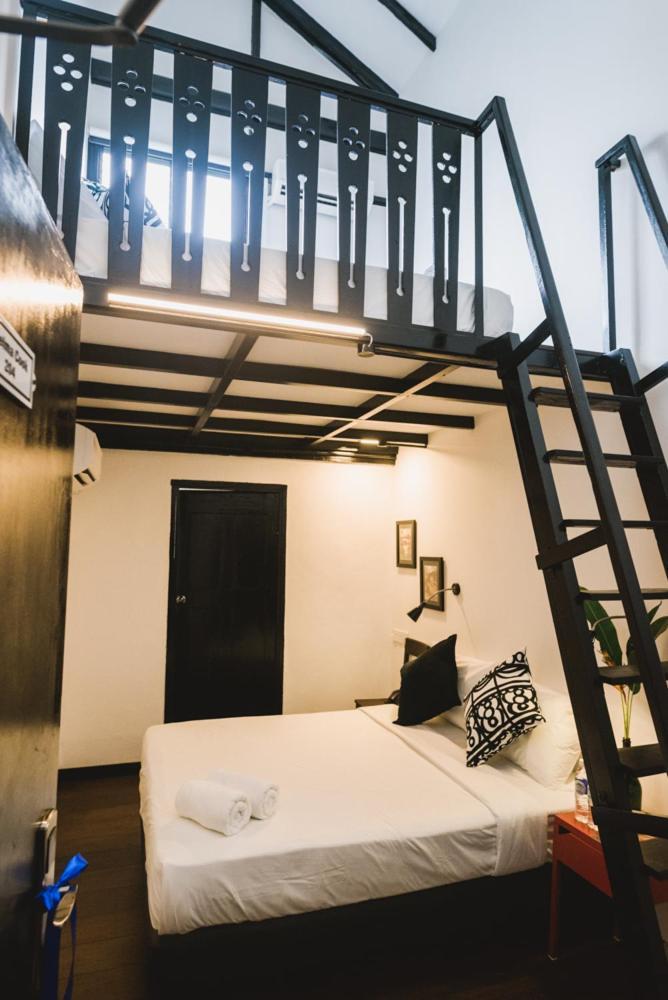 The Marian Boutique Lodging House Kuching Buitenkant foto