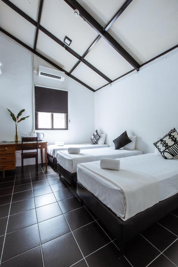 The Marian Boutique Lodging House Kuching Buitenkant foto